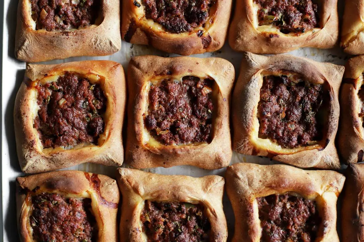 شام امشب با من: پای گوشت لبنانی؛ طعمی اصیل از خاورمیانه در خانه شما