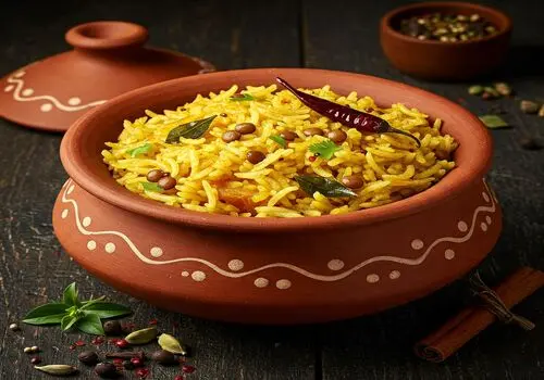 ناهار امروز: طرز تهیه یک غذای لذیذ و ساده؛ استیک با سیب زمینی سرخ شده
