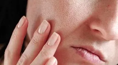 میوه‌ای که پوست صورت را جوان نگه می‌دارد