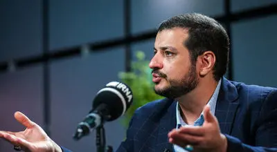 رائفیپور با اشاره به پرونده جنجالی، سؤال جدیدی را مطرح کرد: بابک زنجانی یا بیژن زنگنه؛ واقعاً کدام ‘ب.ز’ مقصر بود؟