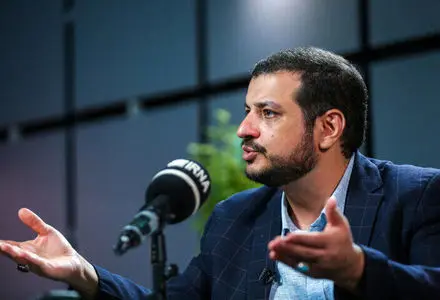 رائفی‌پور با اشاره به پرونده جنجالی، سؤال جدیدی را مطرح کرد: بابک زنجانی یا بیژن زنگنه؛ واقعاً کدام ‘ب.ز’ مقصر بود؟