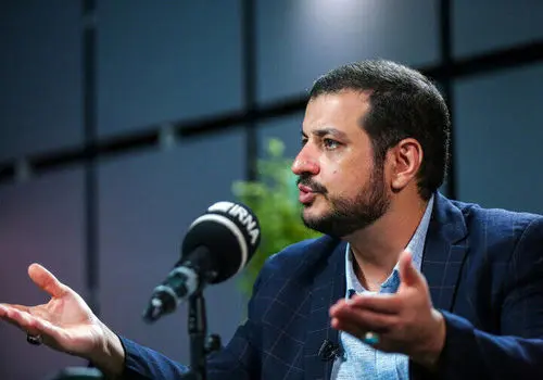 رائفی‌پور با اشاره به پرونده جنجالی، سؤال جدیدی را مطرح کرد: بابک زنجانی یا بیژن زنگنه؛ واقعاً کدام ‘ب.ز’ مقصر بود؟