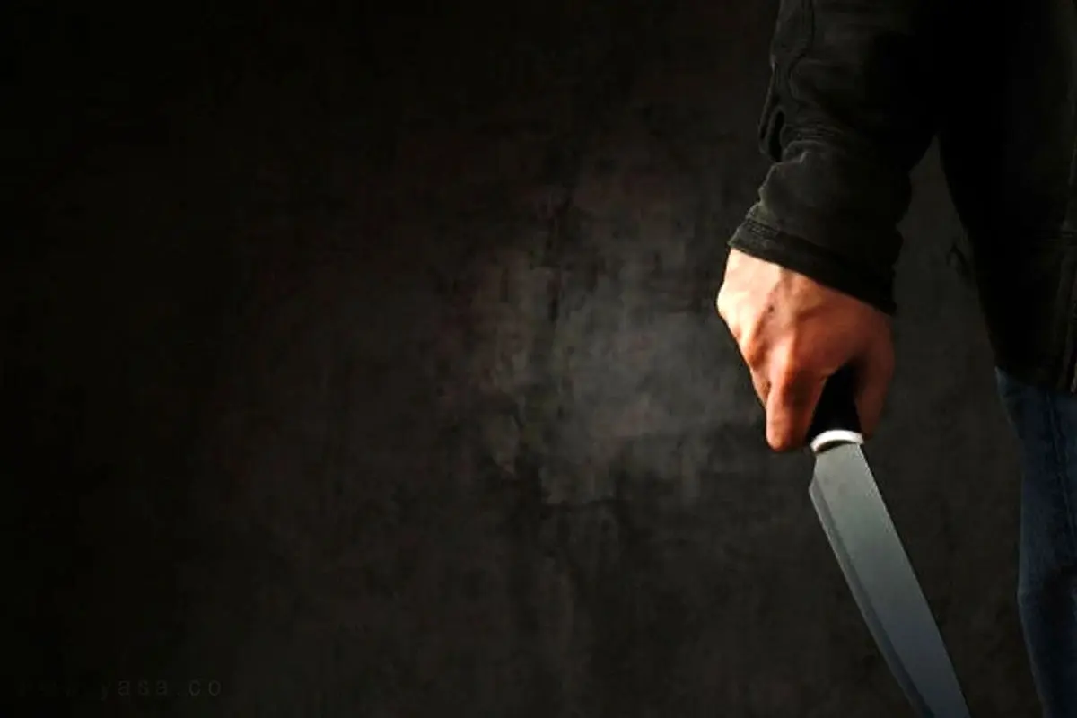 حمله یک جوان به مجری برنامه مذهبی در نجف آباد! + فیلم