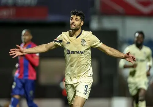تعریف و تمجید آلوز از طارمی‌ 