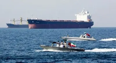 رویترز: شرکت‌های بزرگ انرژی ارسال نفت از تنگه هرمز را متوقف کردند