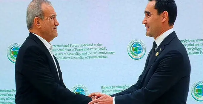 پزشکیان: روابط صمیمانه و پایدار نیازمند اعتماد مشترک است