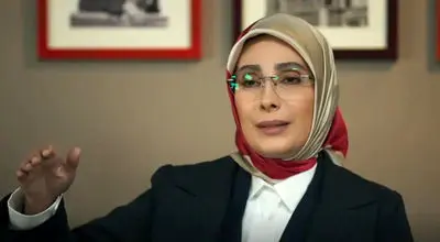 نگاهی به میز عزای پدر و مادر سحر زکریا بازیگر سریال شش ماهه در مراسم ختمشان