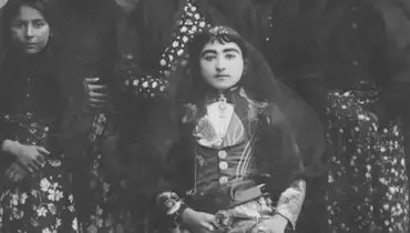 تصاویری از مراسم عروسی دختر ناصرالدین شاه و ملیجک