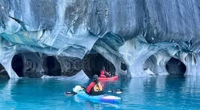 غارهای مرمرین شیلی / شاهکاری از طبیعت
