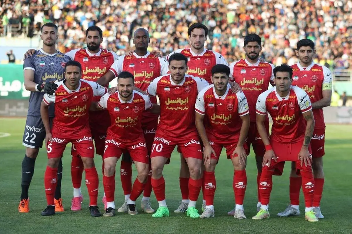 هوادار سرخپوست زن در میان تماشاگران پرسپولیس+عکس