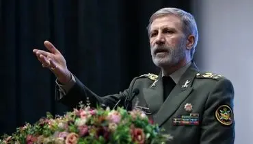 فرمانده کل ارتش: دست در دست سپاه از تمامیت ارضی ایران دفاع می‌کنیم