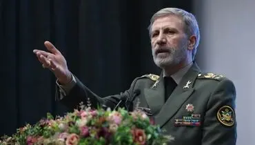 فرمانده کل ارتش: دست در دست سپاه از تمامیت ارضی ایران دفاع می‌کنیم
