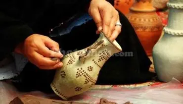 زنانی که تنها کارگاه سفالگری بدوی در جهان را سراپا نگه می‌دارند