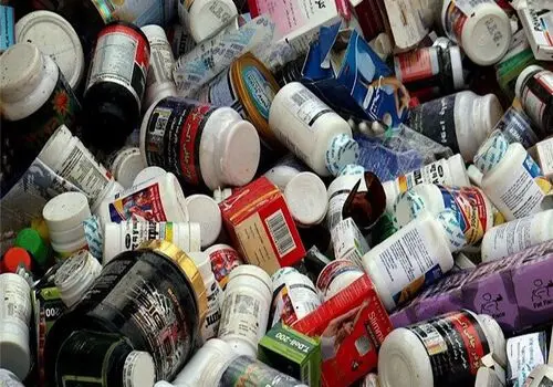 سوار بر بمب مرگ؛ روایت مردی که همسر باردارش را هم در مسیر سوخت‌بری همراه می‌کند