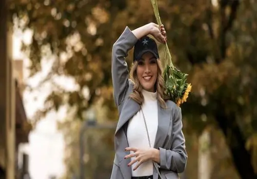 ژست های دیدنی متین ستوده با استایل پاییزی در خیابان‌های تهران غوغا به پا کرد!