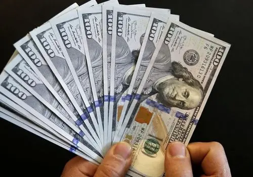 افزایش نرخ دلار در ۵ آبان ۱۴۰۴ / جدول قیمت روز