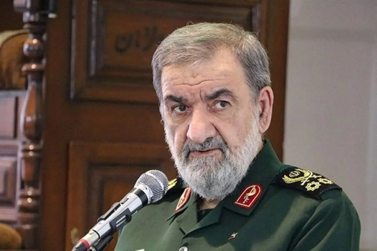 محسن رضایی: ایران بار دیگر عظمت خود را به جهانیان نشان داد