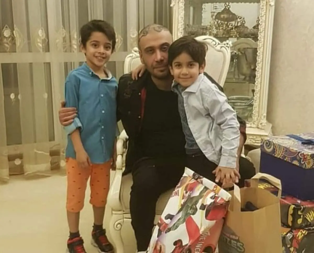 سورپرایز کودکانه برای محسن چاوشی؛ تولدی از جنس عشق و موسیقی+ فیلم