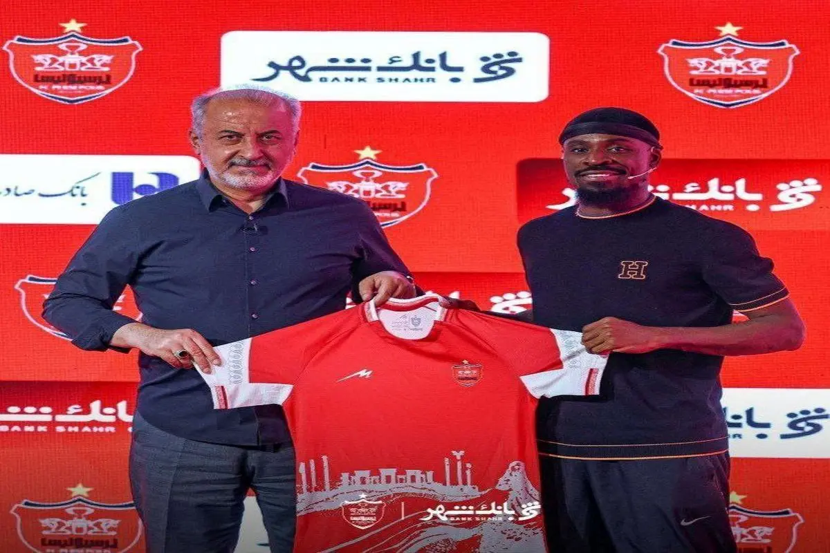 تصویری ناب از دو بمب استقلال و پرسپولیس در لیگ برتر انگلیس!