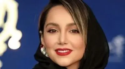 سلفی جذاب نازنین بیاتی در تاسیان جلب‌توجه کرد