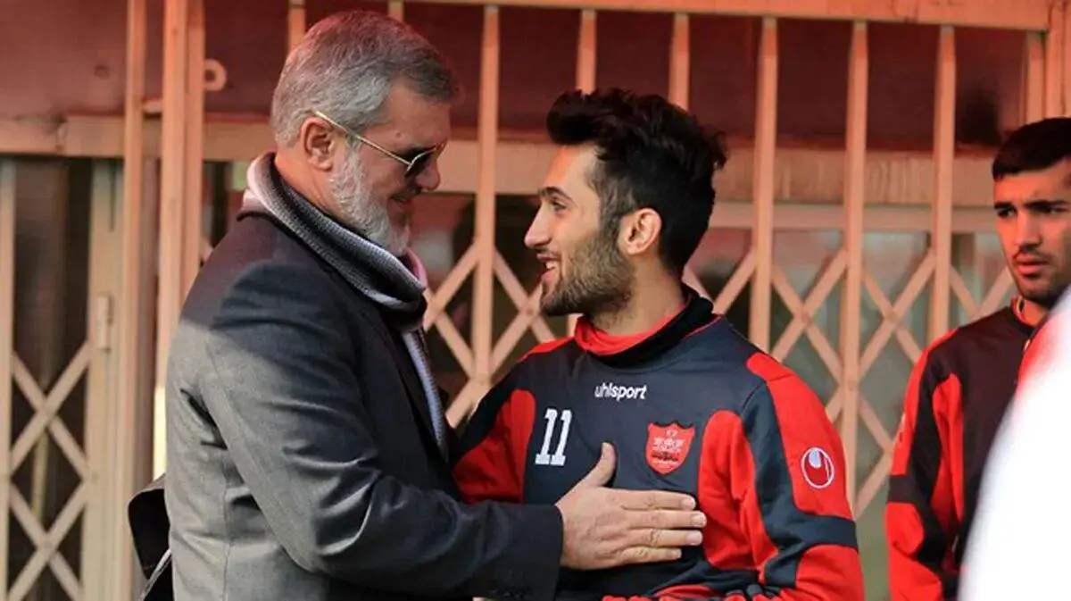 همه پرسپولیسیها لنگی هستند!