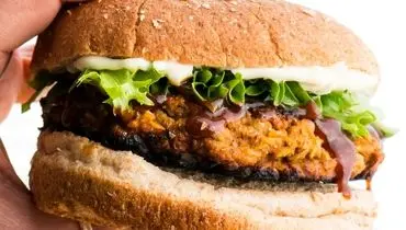 شام امشب با من: طرز تهیه برگر خوشمزه عدس با نان خانگی!