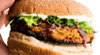 شام امشب با من: طرز تهیه برگر خوشمزه عدس با نان خانگی!