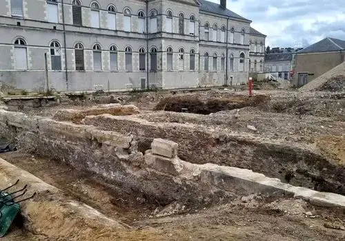 نتاج: رسیدگی به مجروحان جنگی رایگان است 