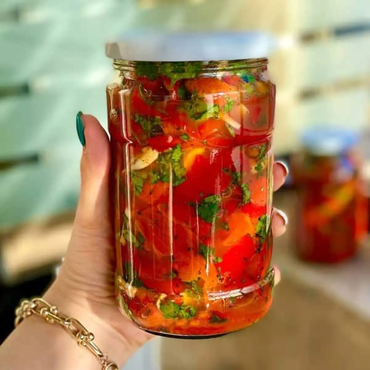 آموزش تهیه ترشی خوش‌طعم فلفل شیرین کبابی