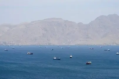 فوری؛ یک نفتکش در تنگه هرمز مورد اصابت پرتابه ناشناس قرار گرفت