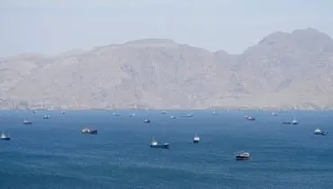 فوری؛ یک نفتکش در تنگه هرمز مورد اصابت پرتابه ناشناس قرار گرفت