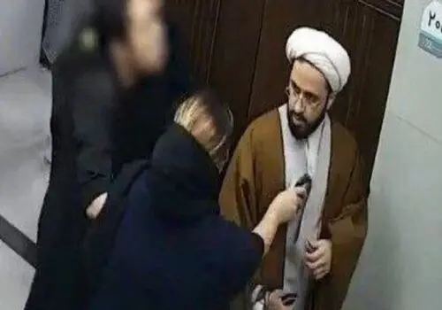 واکنش دستیار رئیسی به درگیری یک روحانی با مادر قمی+ فیلم