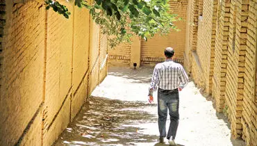 محله تهرون‌قشنگه کجاست؟