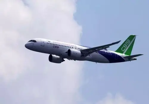 لحظه وحشتناک ترک فرود ایرباس A320neo  + فیلم