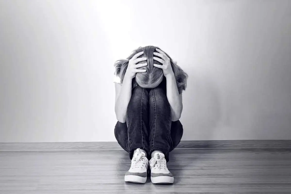 یک پژوهش جدید: افسردگی در دختران نوجوان بیشتر است!