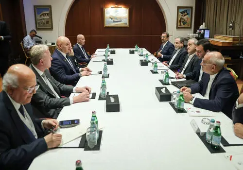 رئیس‌جمهور دقایقی قبل دوحه را ترک و به ایران برگشت
