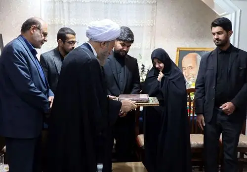 پیام تسلیت رهبر انقلاب درپی درگذشت حجت‌الاسلام نعیم آبادی

