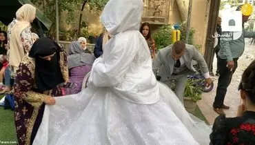 عروسی یک داماد فلسطینی در میان بمباران و تخریب+ فیلم