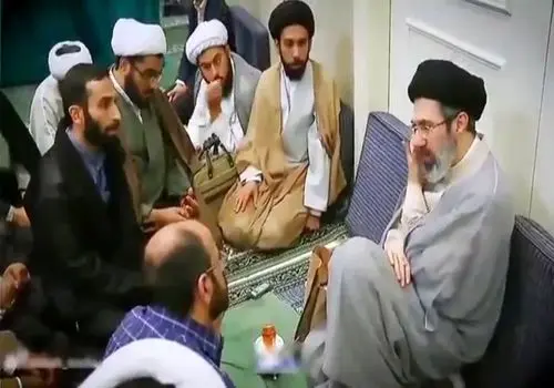 برای اولین بار؛ انتشار تصاویری از رهبر جدید انقلاب/ویدیو 