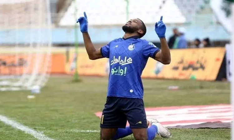 پیام کوین یامگا به بازیکنان و هواداران استقلال پیش از دربی + فیلم