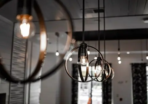 ۷ وسیله‌ای که مینیمالیست‌ها هیچ‌وقت در خانه نگه نمی‌دارند
