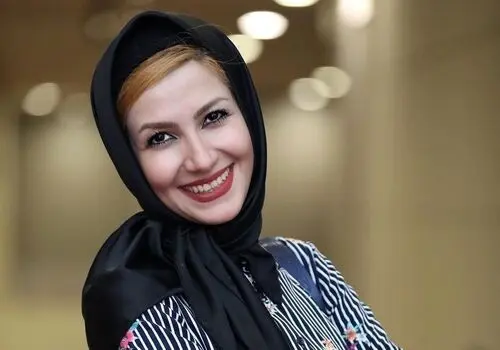 مریلا زارعی در یک ساندویچ فروش خیابانی + فیلم