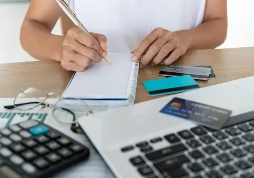 فرسودگی تجهیزات درمانی در پی بدهی سنگین به تولیدکنندگان