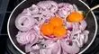 طرز تهیه غذای خوشمزه پیاز و تخم مرغ با طعم بی نظیر | آموزش آشپزی ایرانی