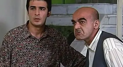 شباهت زیاد یوسف تیموری «بازیگر زیر آسمان شهر» و مادرش!