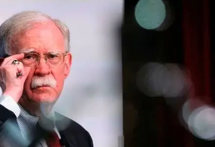  بولتن: ترامپ از احتمال بسته‌شدن تنگه هرمز کاملا مطلع بود اما برای آن آماده نشد