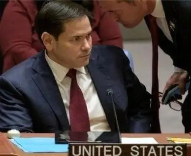 سفر مارکو روبیو به پاریس برای رایزنی درباره ایران 