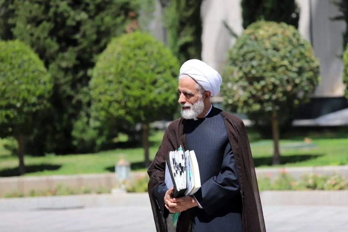 انصاری: دادگاه تجدید نظر، حکم بدوی کرسنت را تأیید کرد