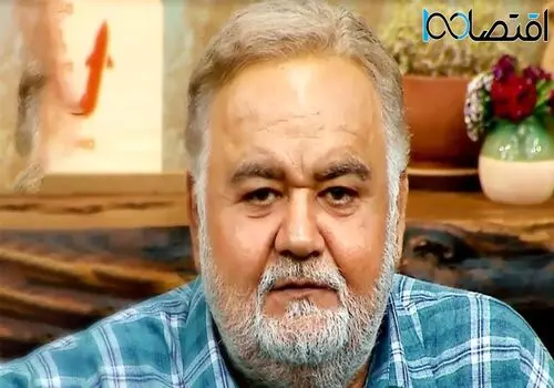 عکسی از خانواده اکبر عبدی در تولد نوه اش