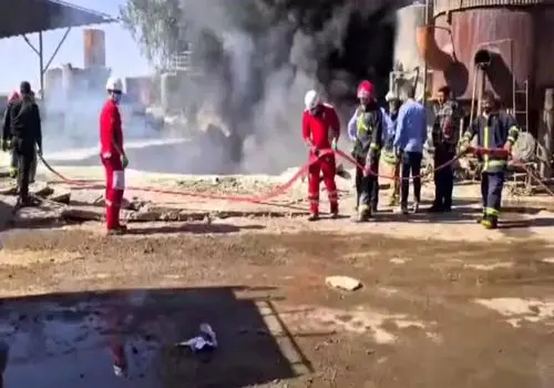 آتشسوزی در شرکت پالایش نفت پارسیان ایوانکی + فیلم